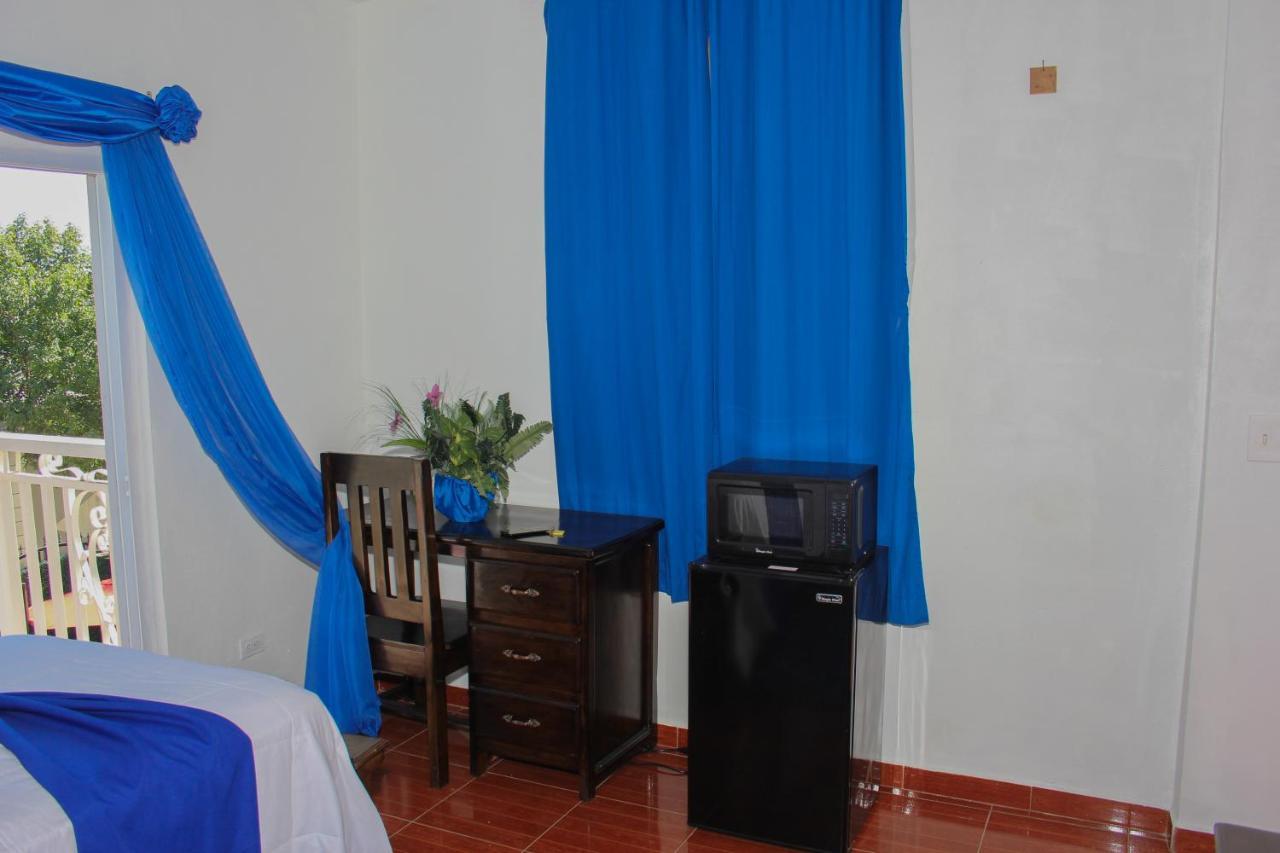 Three Kings Hotel Vertieres Екстер'єр фото