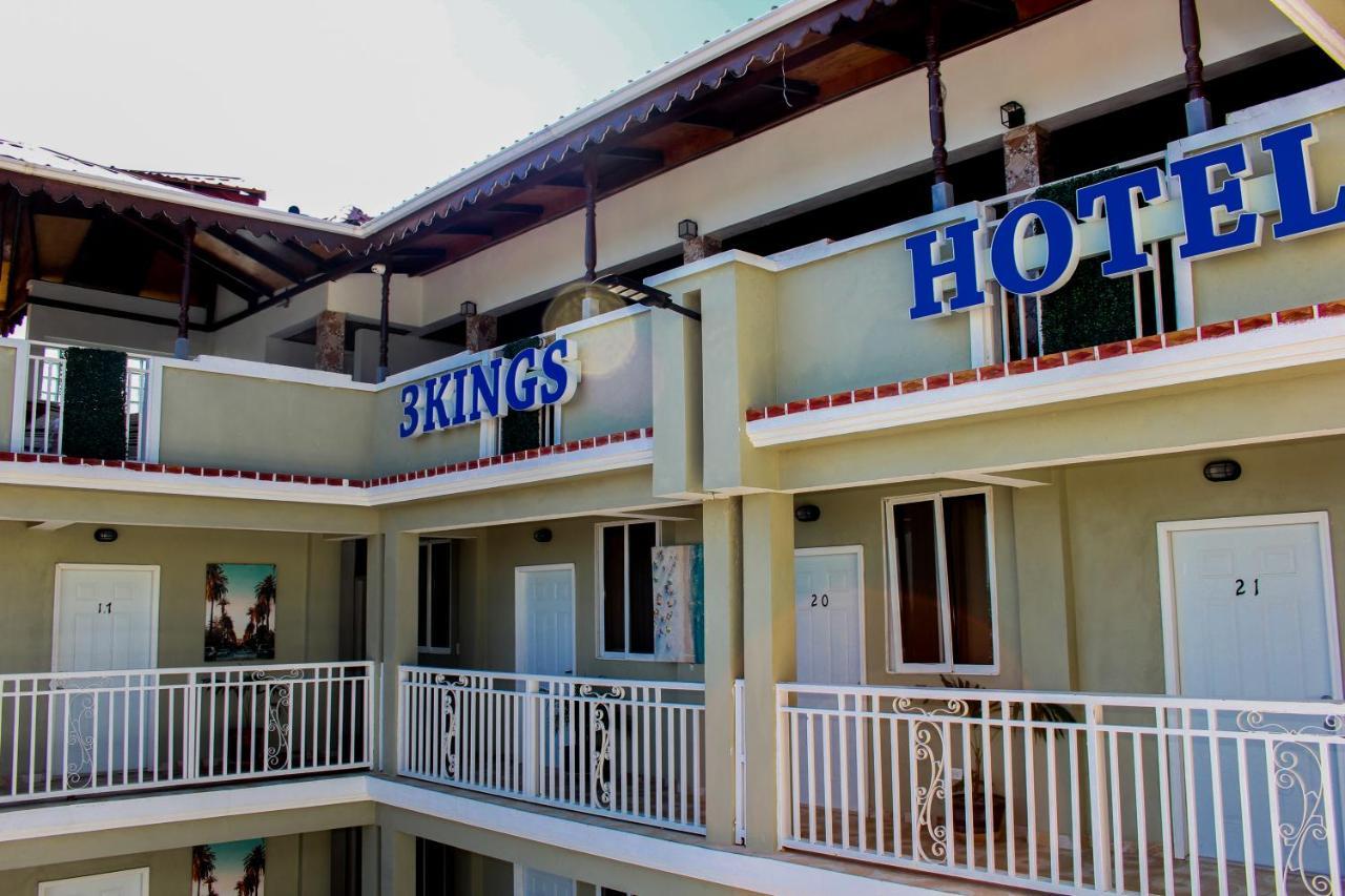 Three Kings Hotel Vertieres Екстер'єр фото