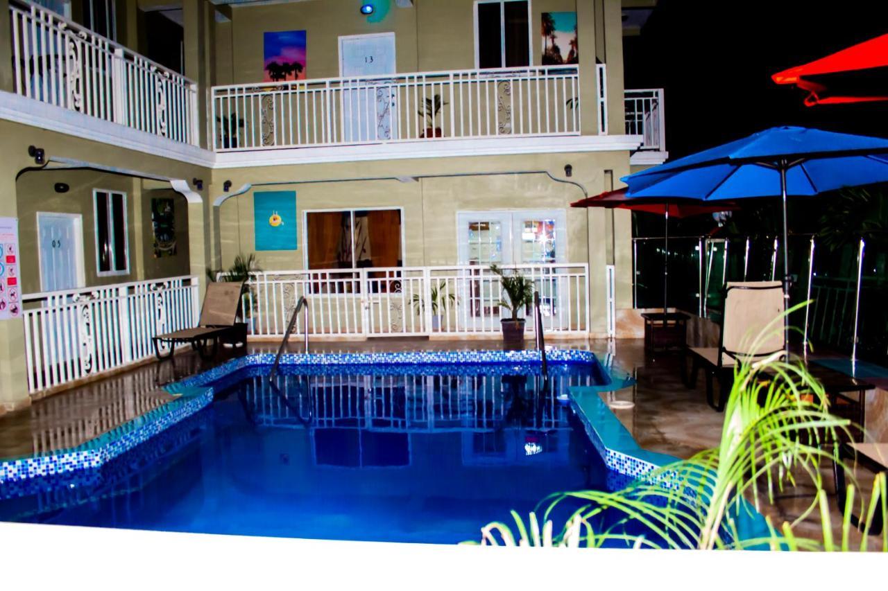 Three Kings Hotel Vertieres Екстер'єр фото
