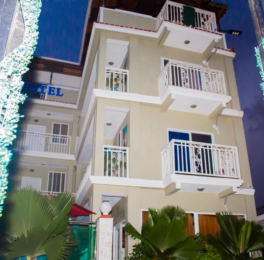 Three Kings Hotel Vertieres Екстер'єр фото