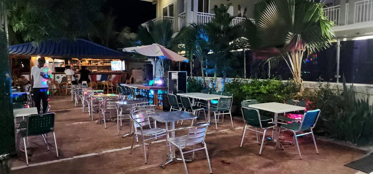 Three Kings Hotel Vertieres Екстер'єр фото