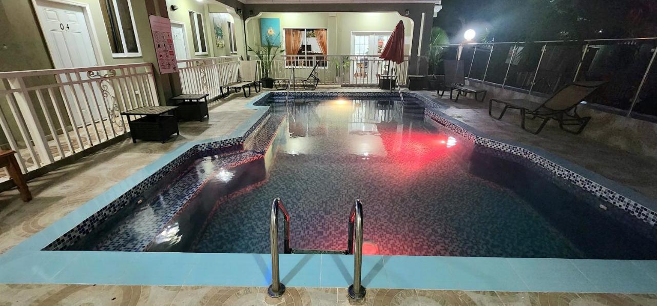 Three Kings Hotel Vertieres Екстер'єр фото